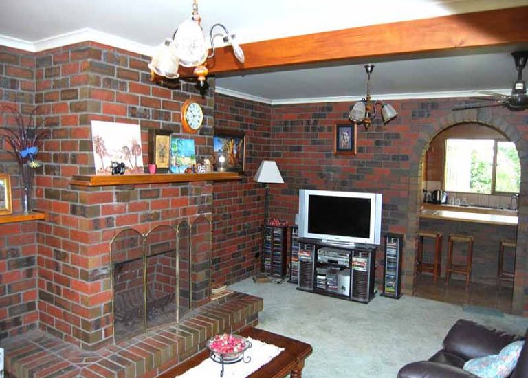 5 Denhill Court, Portland