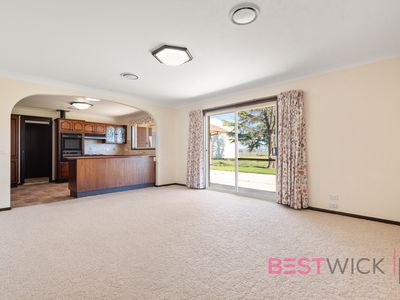 73 Clairvaux Lane, Kelso