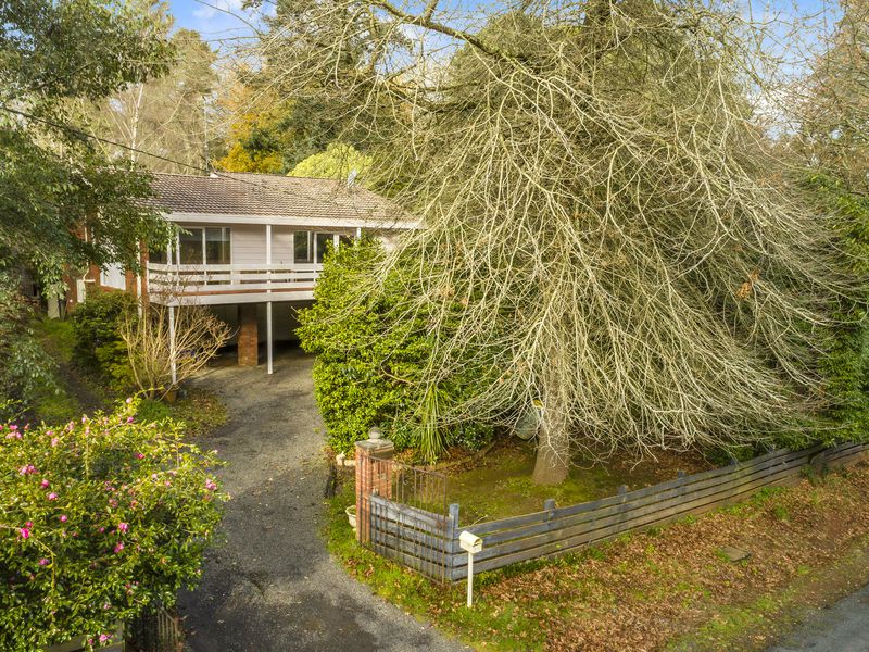 6 Coggers Lane, Mount Macedon