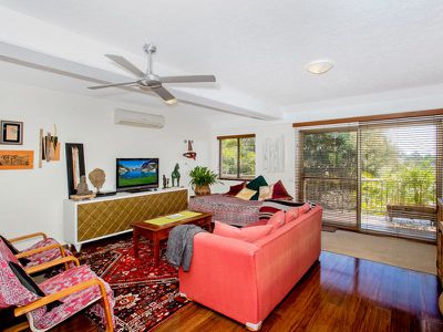 1 / 5 Jarrah Crescent, Ocean Shores