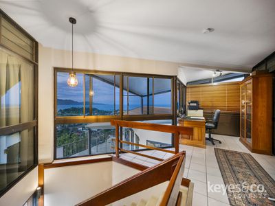 52 Gilbert Crescent, Castle Hill