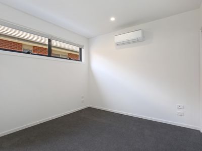 4/9-11 Nerissa Grove, Oak Park