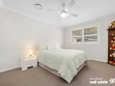 1 Moncrieff Close, King Creek