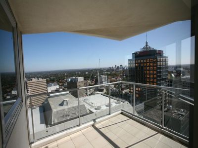2704 / 77-81 Berry Street, North Sydney
