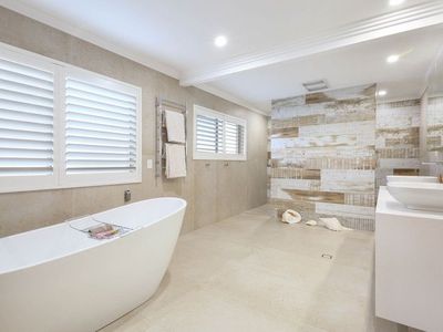 2 Cypress Court, Minyama