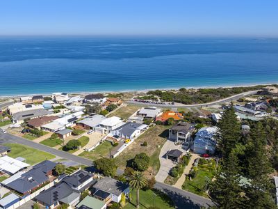 16 Shelton Street, Waikiki