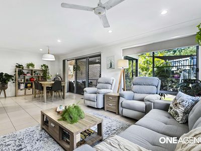 175 / 230 Pulgul Street, Urangan