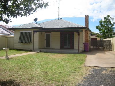 28 North Street, Dubbo
