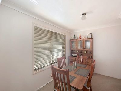 9 Pappas Way, Carrara