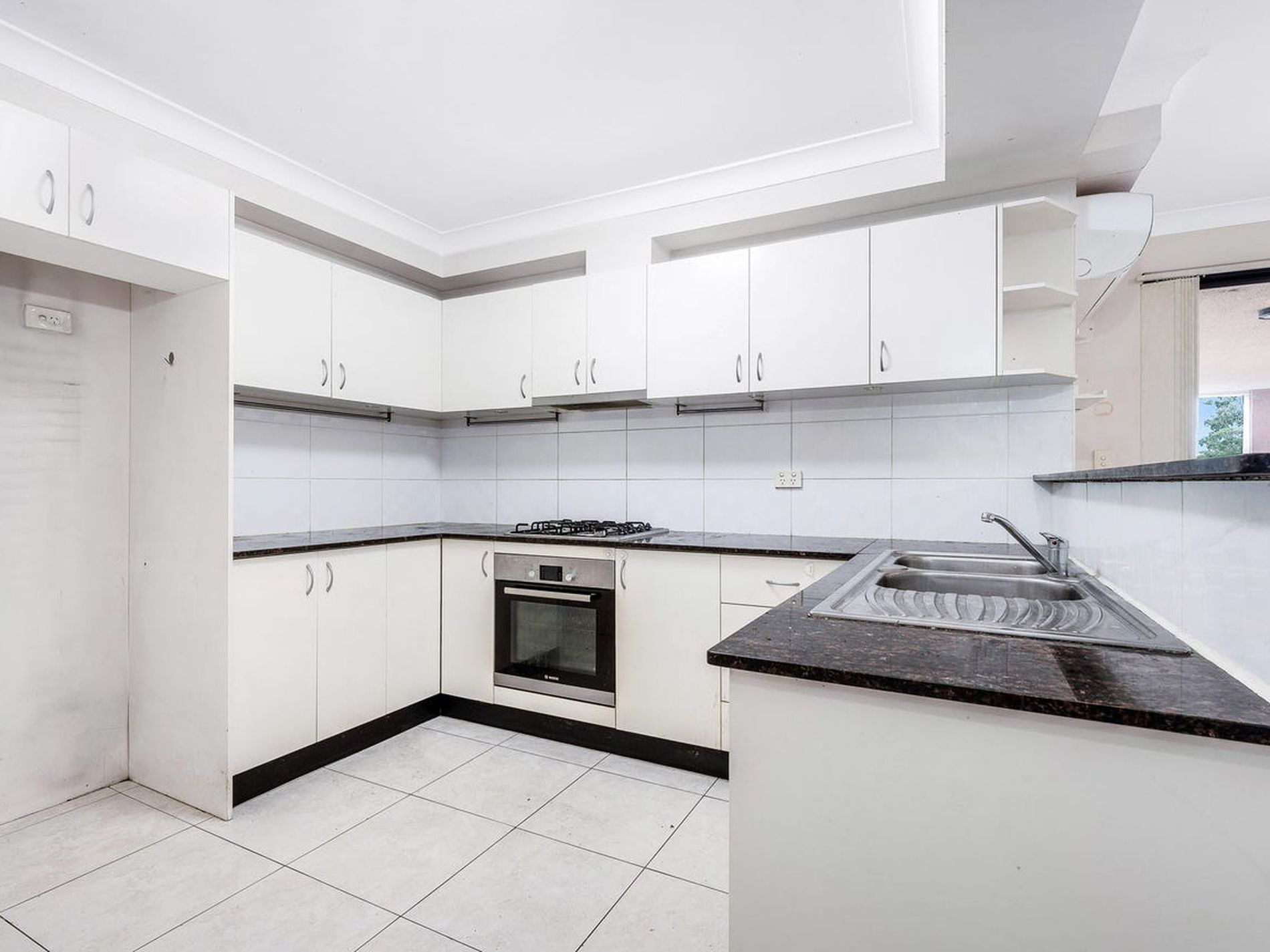 16 / 7 Cross Street, Bankstown