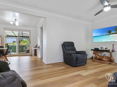 42 Mummaga Lake Drive, Dalmeny