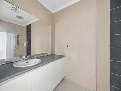 22 Echuca Rd, Mooroopna