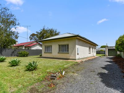 27 Chute Street, Mount Gambier