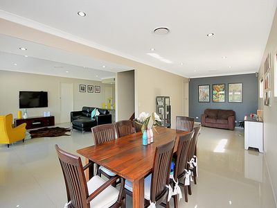 10 Holdsworth Road, North Ipswich