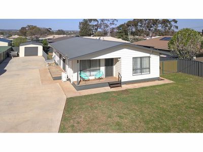6 Aruma Street, Dubbo