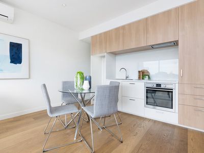 205 / 253 Waverley Road, Malvern East