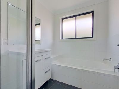 38 Yulong Street, Dubbo