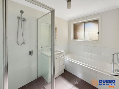 18a Ellenborough Avenue, Dubbo