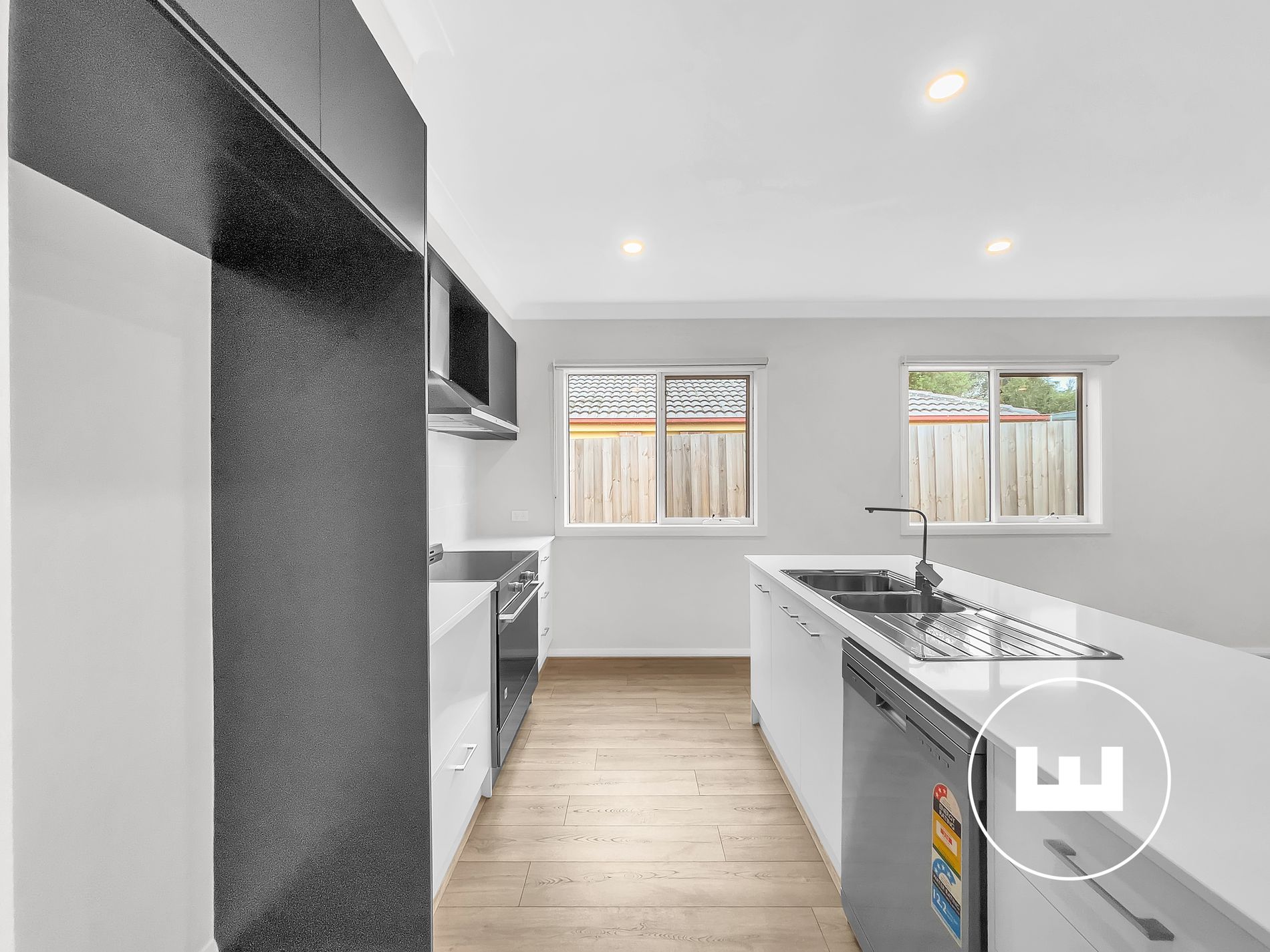 24 Claremont Glen, Berwick