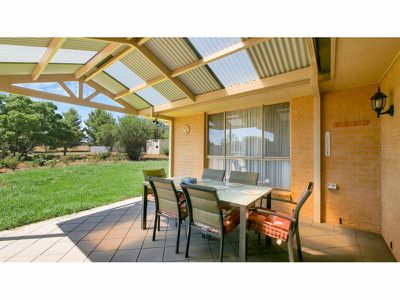 9R Numbardie Drive, Dubbo