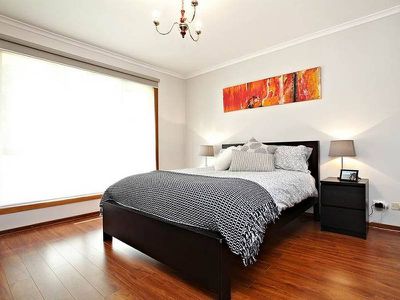 7 Meads Court, St Albans