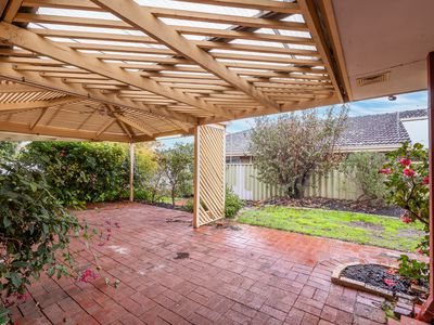 6 Bovell Gardens, Leeming