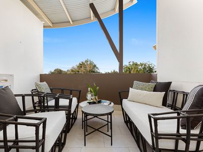 12 / 159 Clarence Road, Indooroopilly