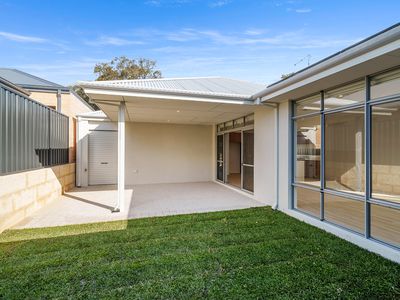 9 Shortland Road, Bushmead