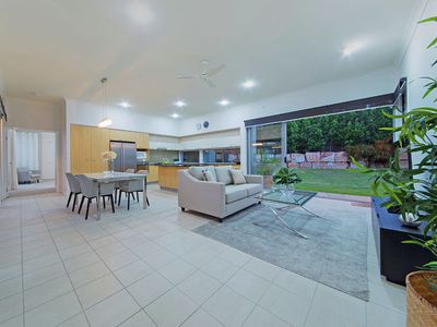2 Hepburn Close, Wakerley