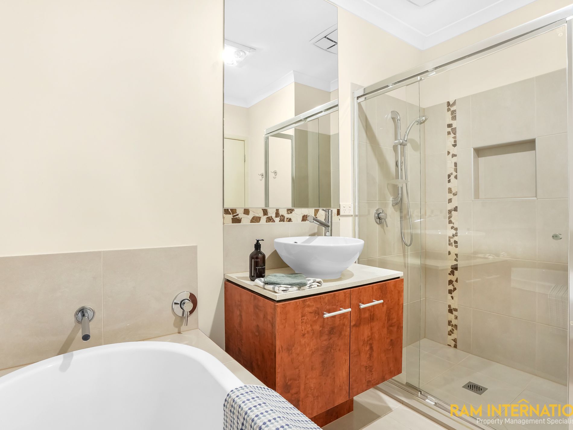 15 Fontana Avenue, Point Cook