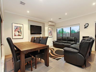 6 Hunter Lane, Pakenham