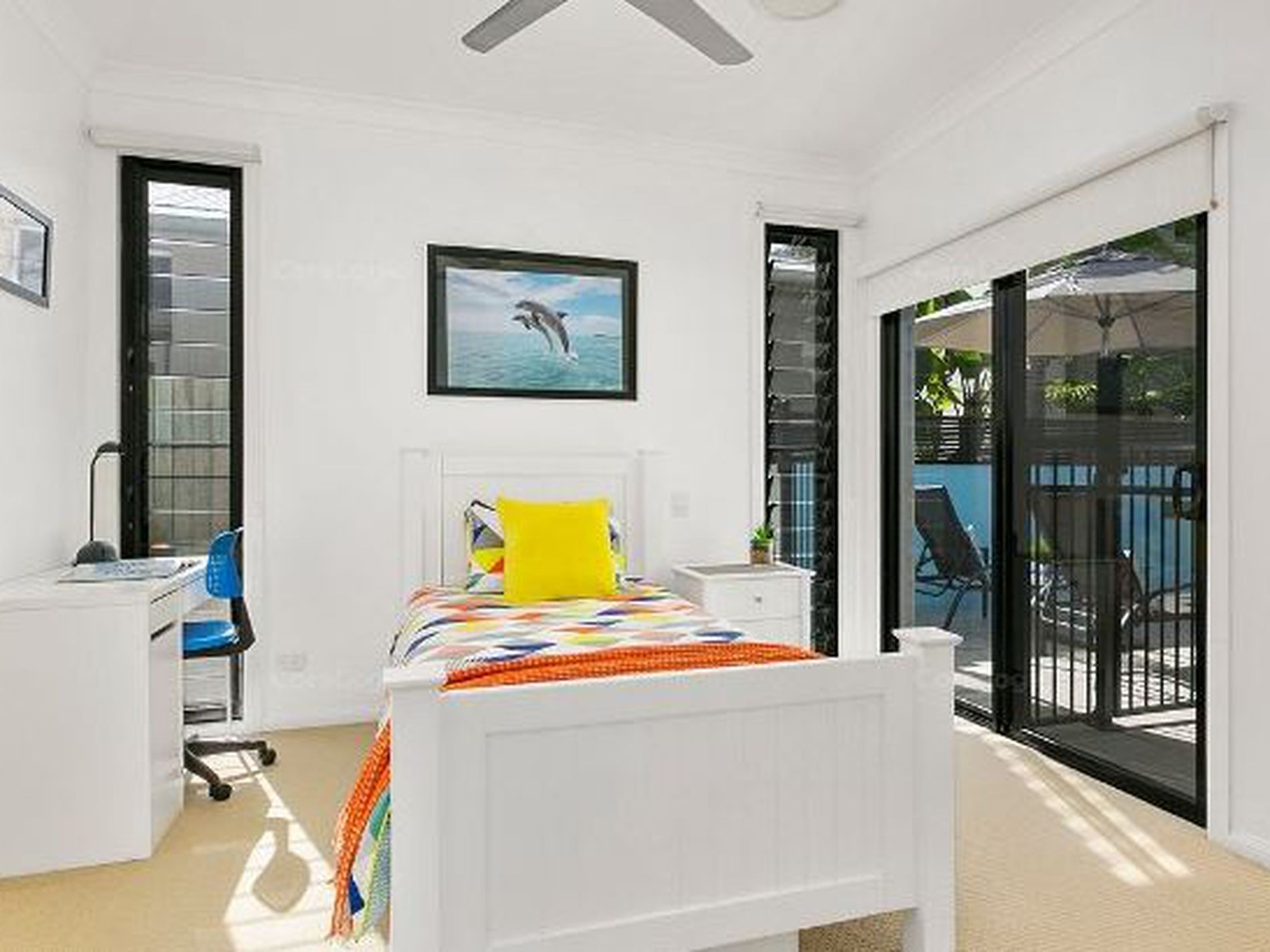8 Lakeside Drive, Peregian Springs