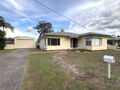 4 Poilus Parade, Tanilba Bay