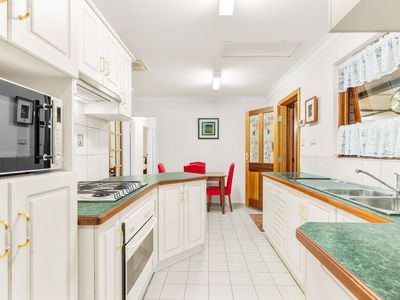 14 Neilson Avenue, Armadale