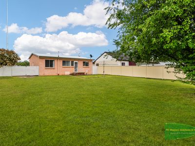 18 Queen St , Blayney