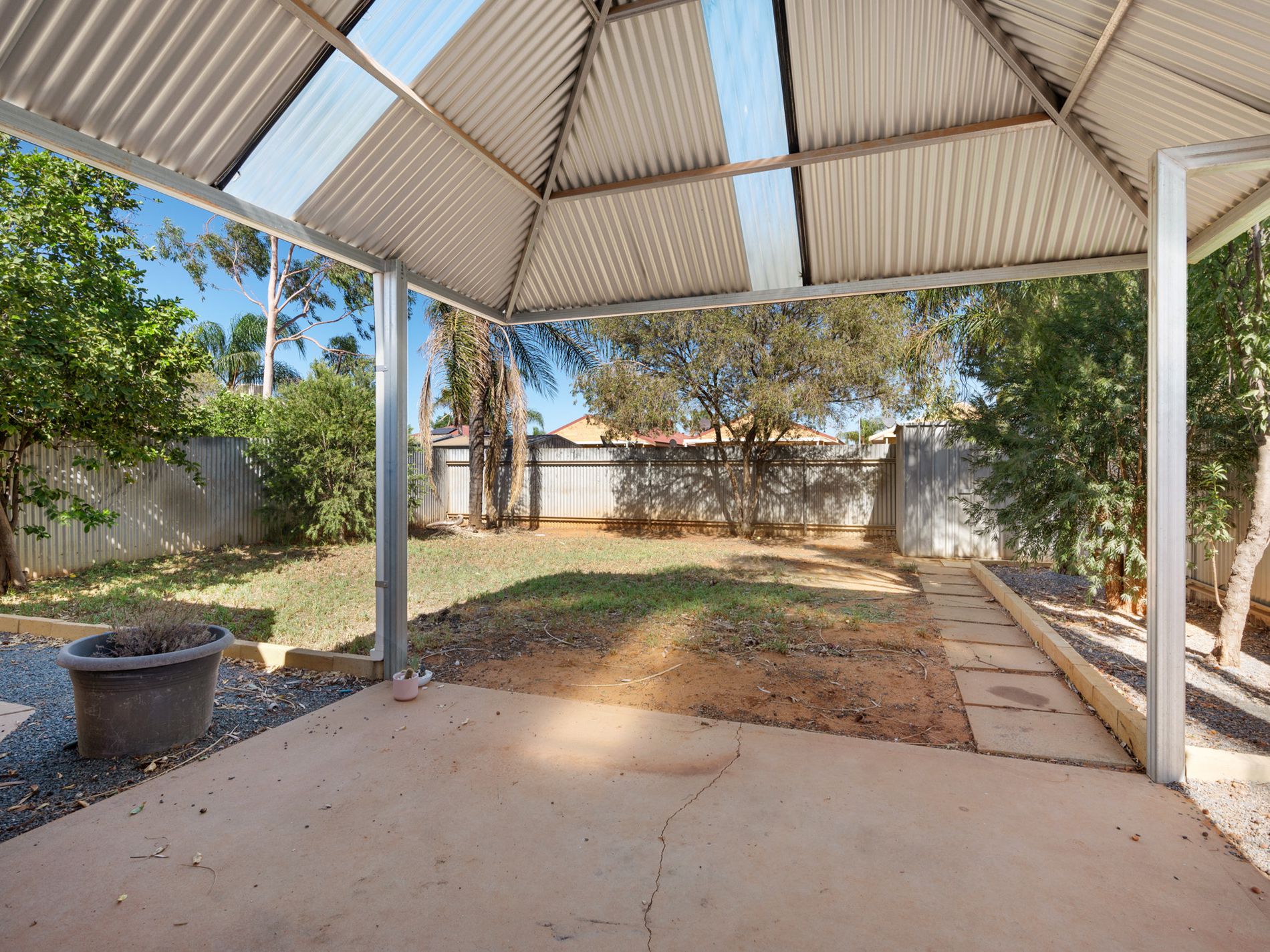 25 Crowley Gardens, Somerville