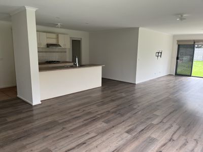 25 Dona Drive, Hoppers Crossing