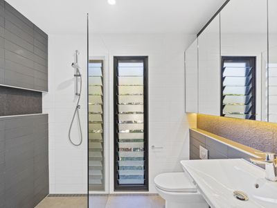 10 / 37 Latimer Street, Greenslopes