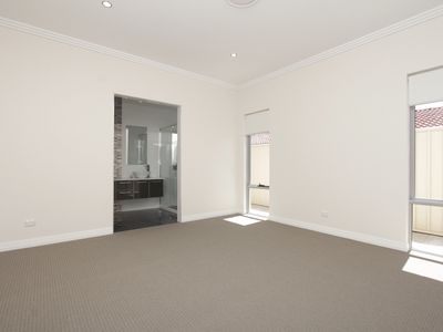 6B Moore Street, Dianella