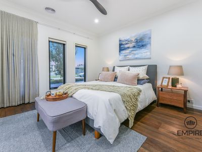 2 Lilydale Avenue, Clyde North