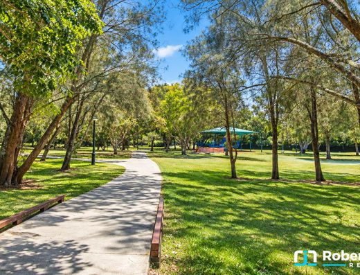 Rare 2,046m²* Development Holding in the Heart of Tewantin image 4