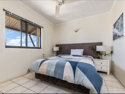 31 / 24 Harry Chan Avenue, Darwin City