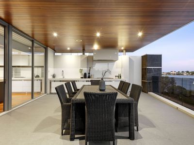 43 The Esplanade, Mount Pleasant