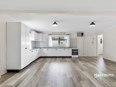 10 Thistleton Drive, Burrill Lake