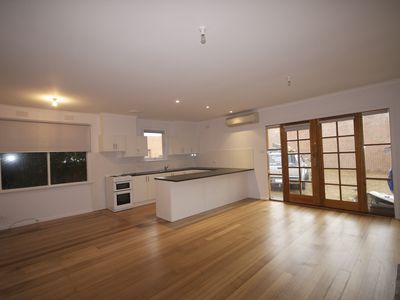 2/117 Nelson Place, Williamstown
