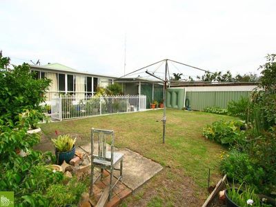 72 Waratah  St, Windang