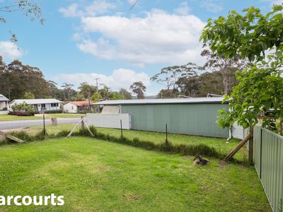 89 Kings Point Drive, Kings Point