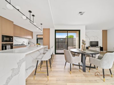 8A Castlereagh Close, Willetton