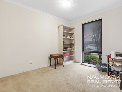 172 Shiraz Boulevard, Pearsall