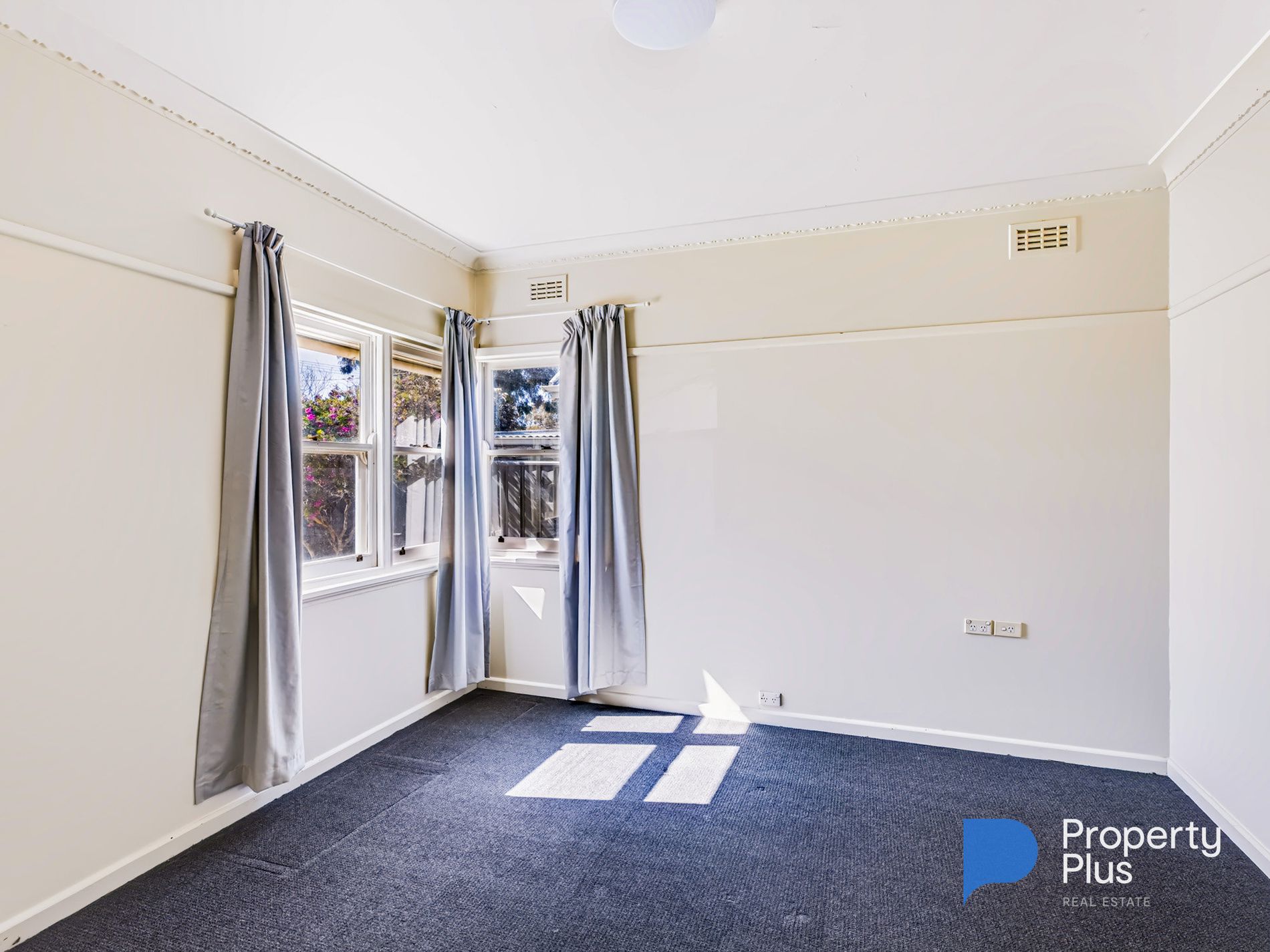 3 Curnow Street , Golden Square
